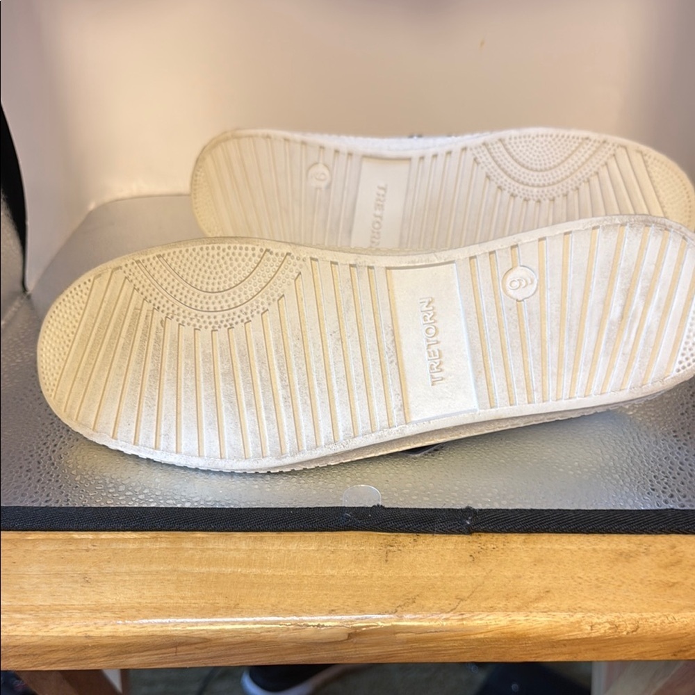 Tretorn White Classic Leather Sneakers - Picture 9 of 9